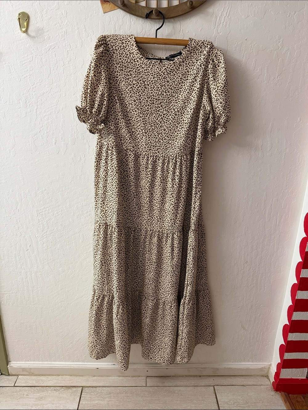 Prettygarden light weight cheetah neutral tiered dress small - Picture 2 of 4